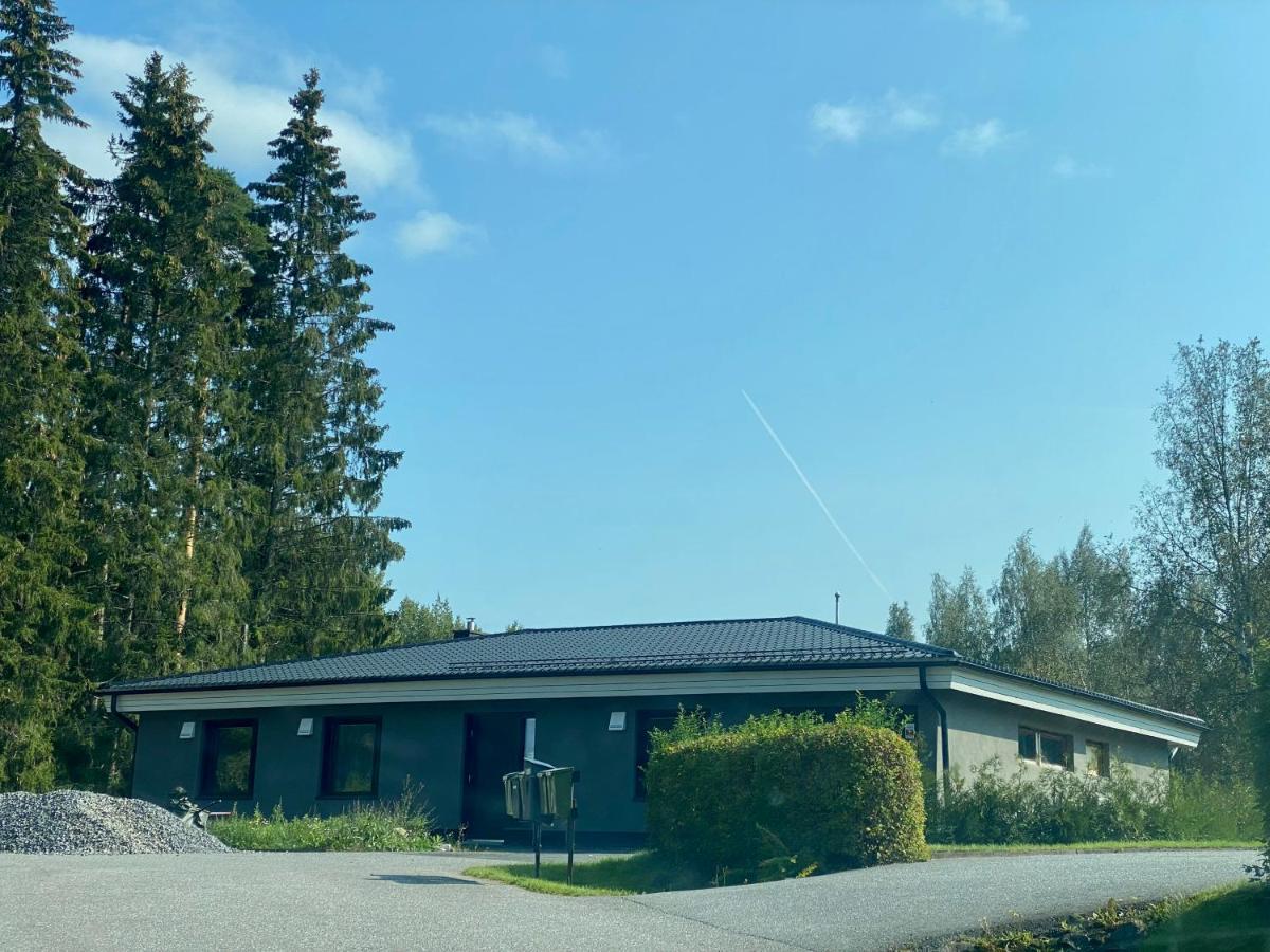 Idyllic Villa Unikko With Jacuzzi And Sauna Pori Buitenkant foto