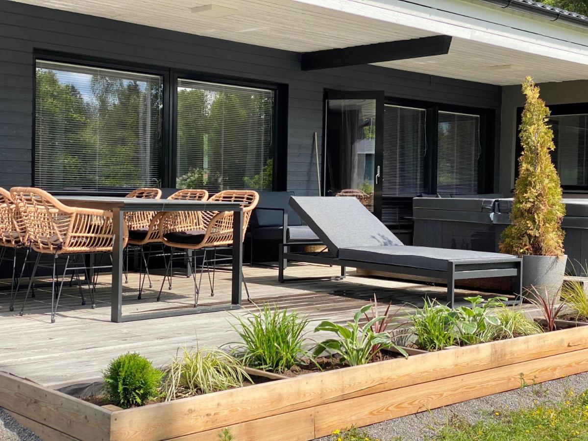 Idyllic Villa Unikko With Jacuzzi And Sauna Pori Buitenkant foto